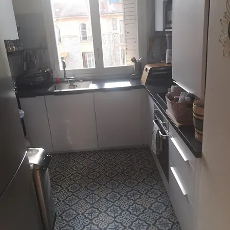 Apartment Ideale Pour Vos 3 Pieces Avec Terrasse Et Stationnement