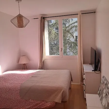 Apartment Ideale Pour Vos 3 Pieces Avec Terrasse Et Stationnement *
